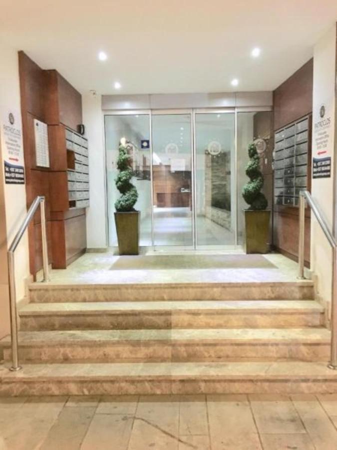Ithaki Phinikoudes Apartment No. 207 Larnaca Bagian luar foto