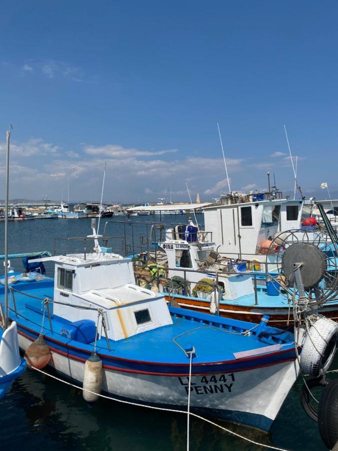 Ithaki Phinikoudes Apartment No. 207 Larnaca Bagian luar foto