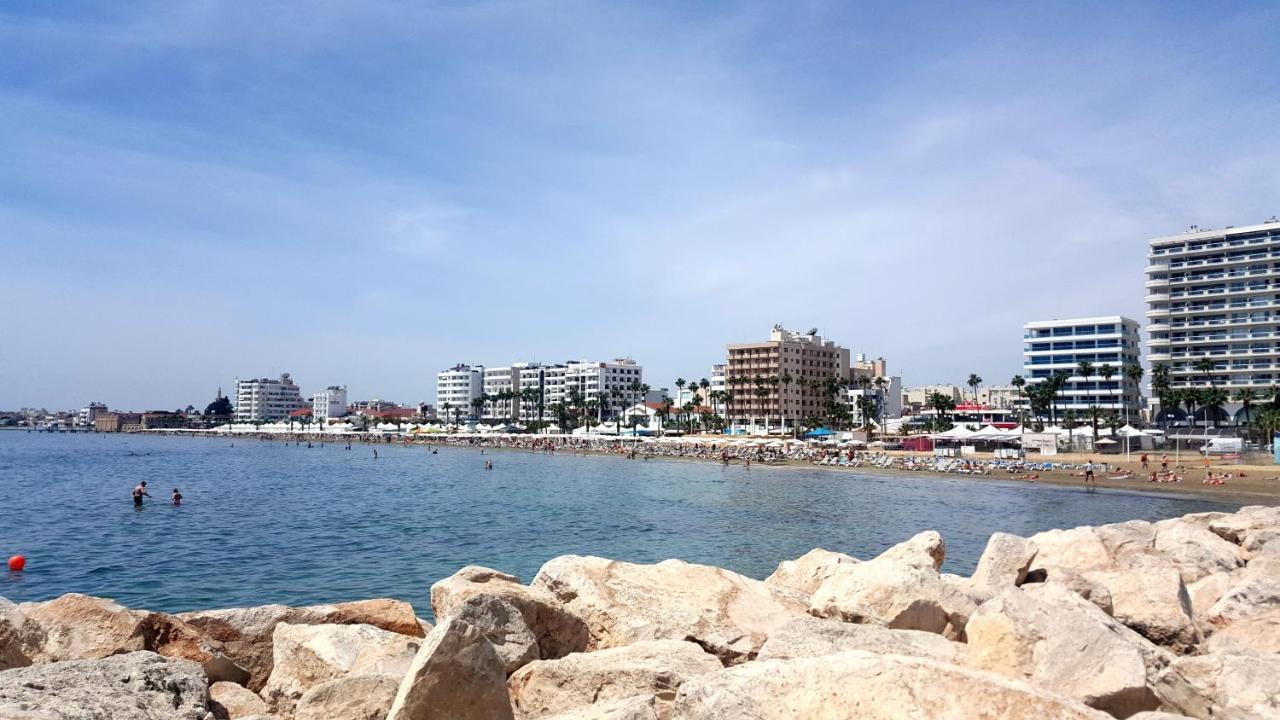 Ithaki Phinikoudes Apartment No. 207 Larnaca Bagian luar foto
